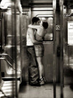 Handmade Subway Kissing Paintings